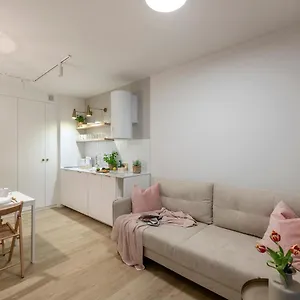 Shortstaypoland Jagiellonska Апартаменты Варшава